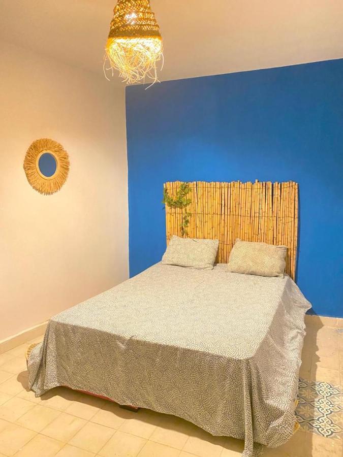 Appartement A Ksar Sghir En Face Du Terminal Passagers De Ferry Port Tanger Med Eksteriør bilde
