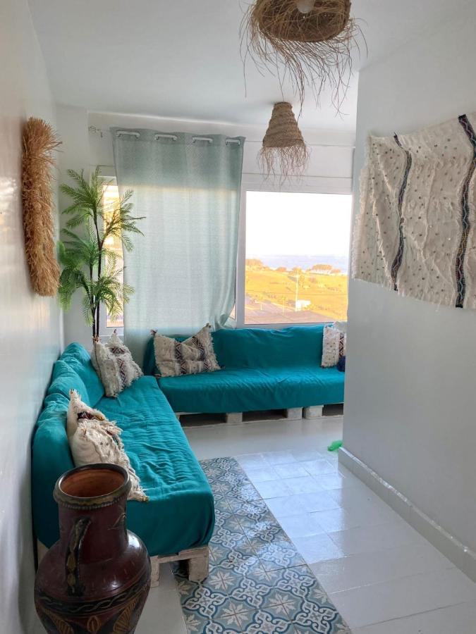 Appartement A Ksar Sghir En Face Du Terminal Passagers De Ferry Port Tanger Med Eksteriør bilde